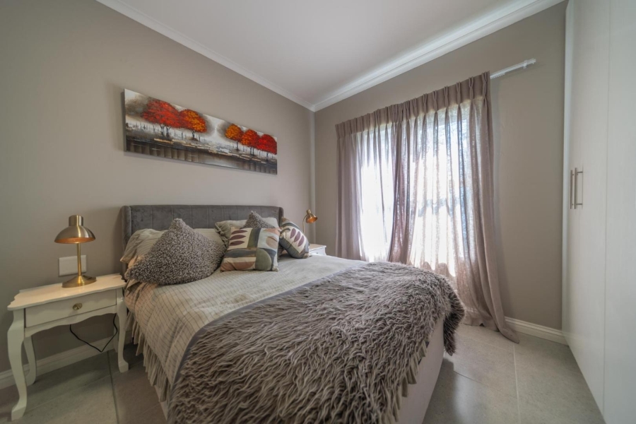 2 Bedroom Property for Sale in Bellair Western Cape